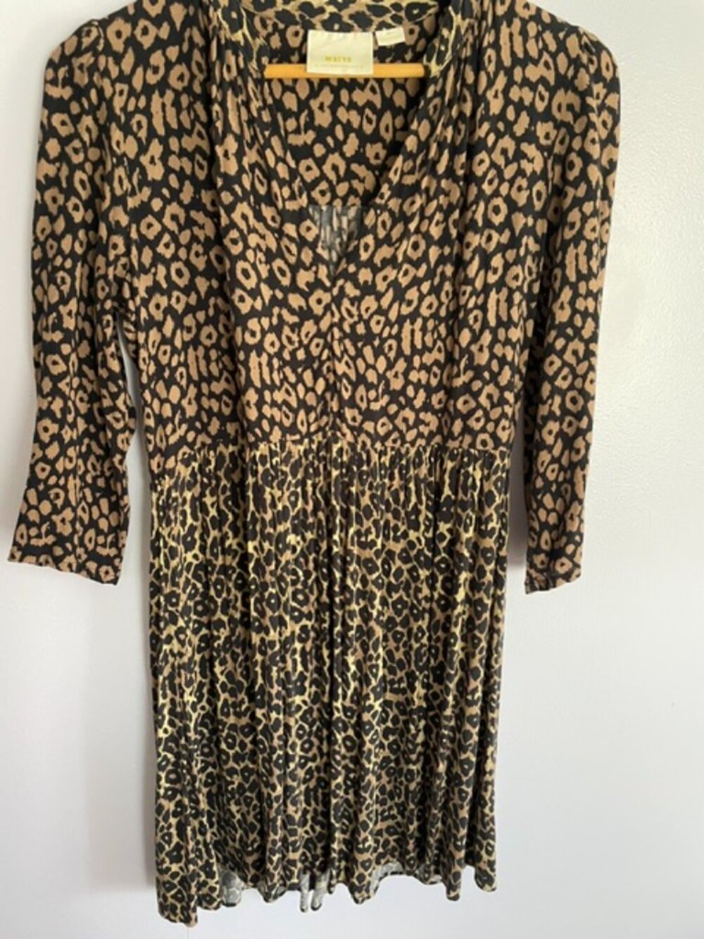 Maeve, used good condition, V-neck, long-sleeve, dress.  Size small.